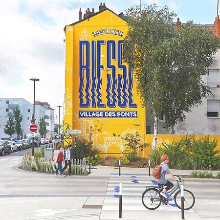 Studio Refait A Neuf Avec Parking En Bord De Loire Nantes Luaran gambar