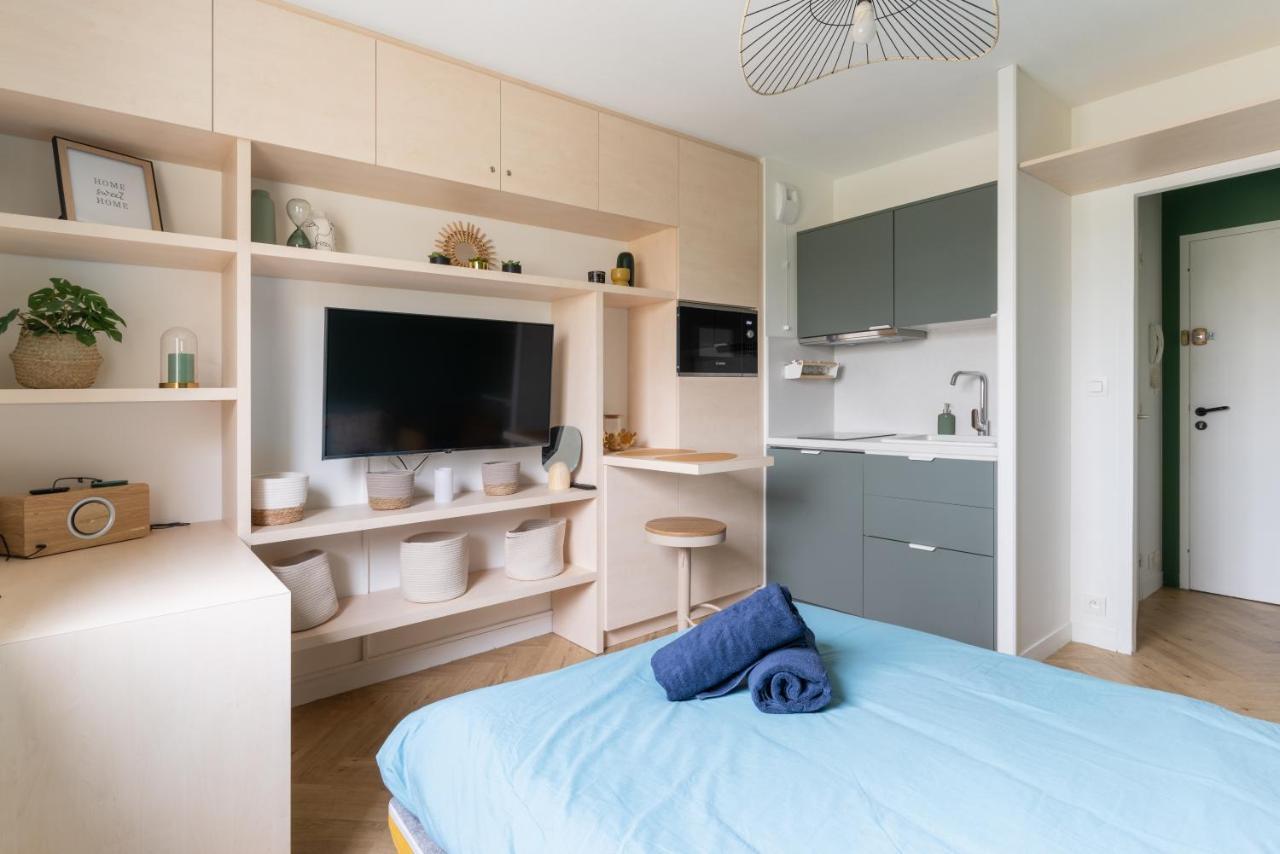 Studio Refait A Neuf Avec Parking En Bord De Loire Nantes Luaran gambar